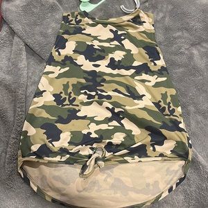 Camo shirt size M
